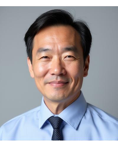 Portrait of David Lee, Lead Financial Planner